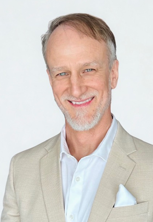 Charlie Peters
